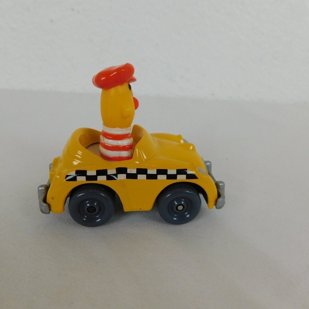 2 Sesame Street Muppets Playskool Die Cast Cars 1981-1983 Toy Vintage Bird Bert - Picture 7 of 11